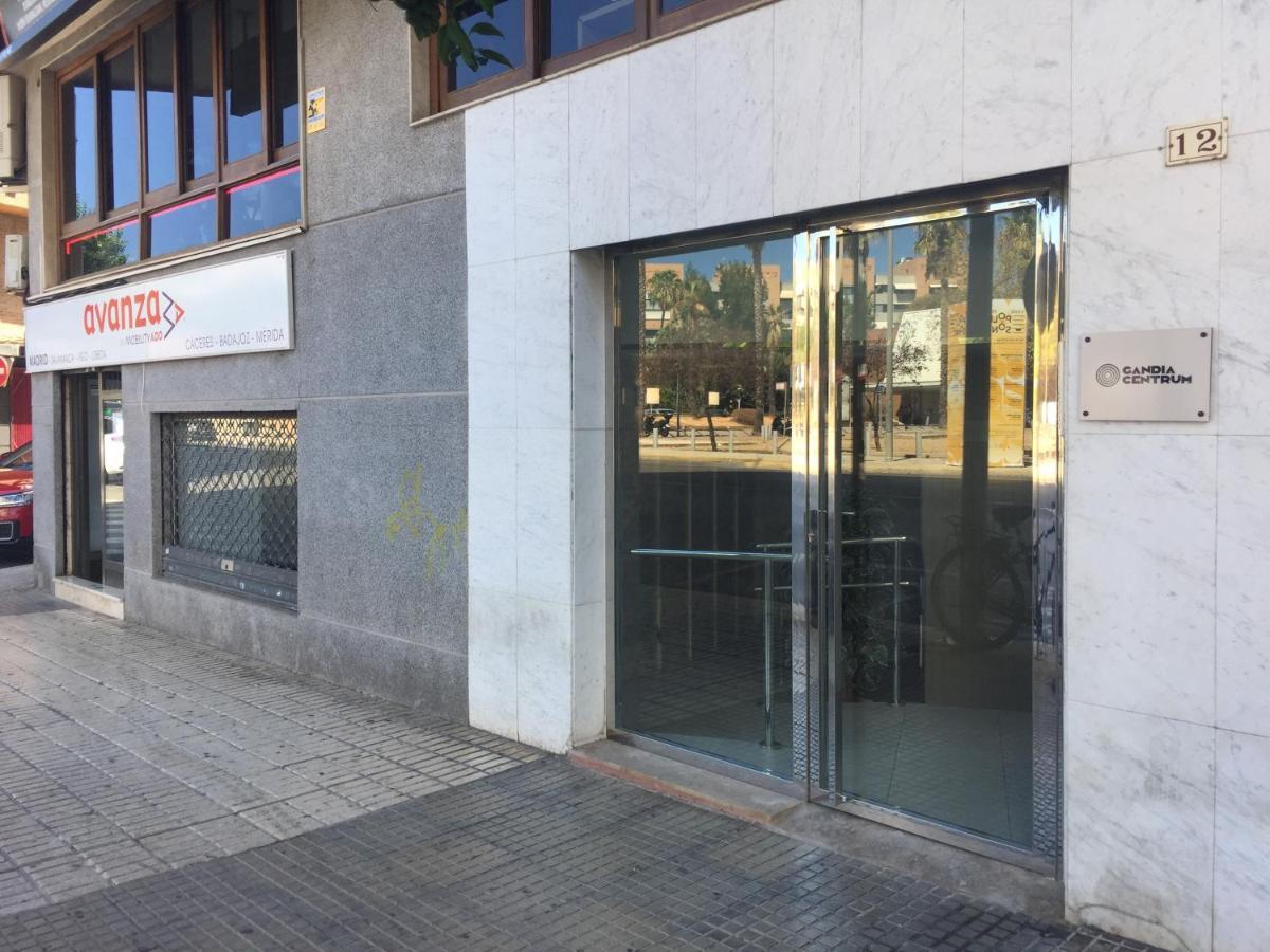 Gandiacentrum Buitenkant foto
